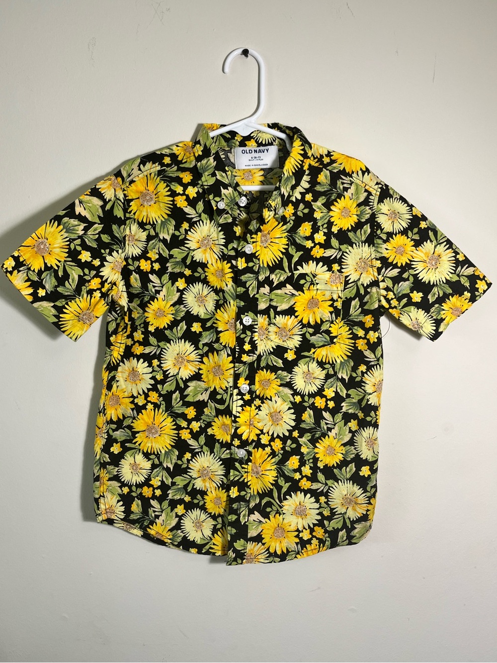 Old Navy Boy Black & Yellow Floral Short-Sleeve Button-Up Shirt